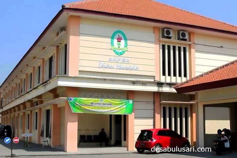 Kampus di Mojokerto